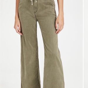 PAIGE Carly Pants in Vintage Ivy Green